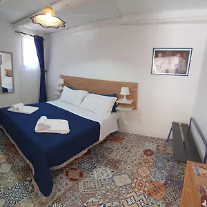 Apartment Anima Templi
